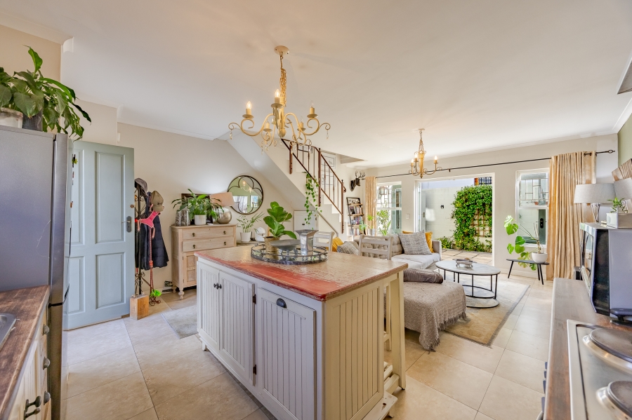 3 Bedroom Property for Sale in Kenilworth Western Cape
